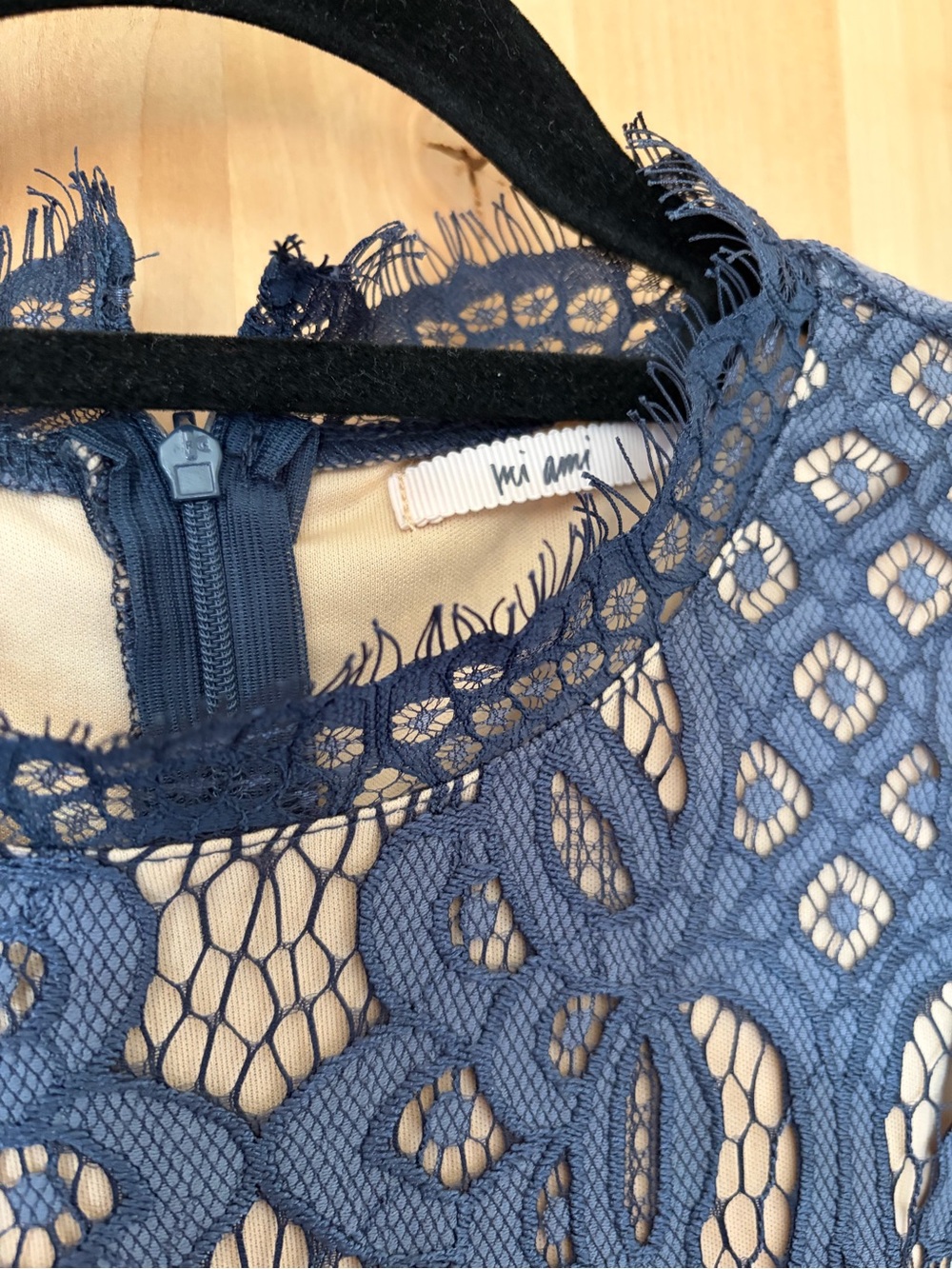 miami Blue Lace Sheath Dress with Nude Lining - Picture 3 of 3